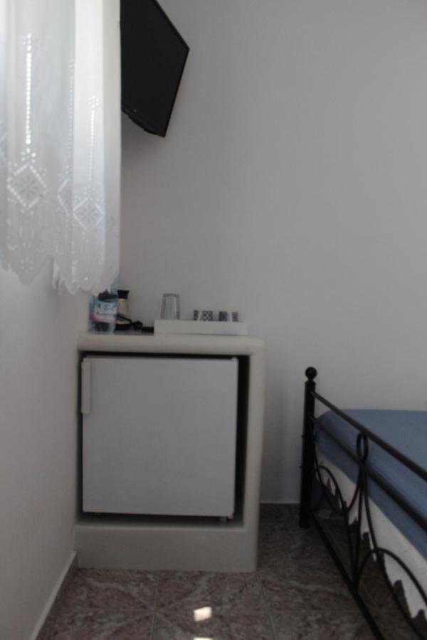Meltemi Rooms And Studios Anafi Extérieur photo