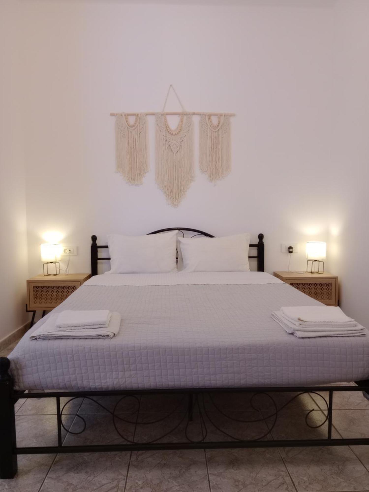 Meltemi Rooms And Studios Anafi Extérieur photo